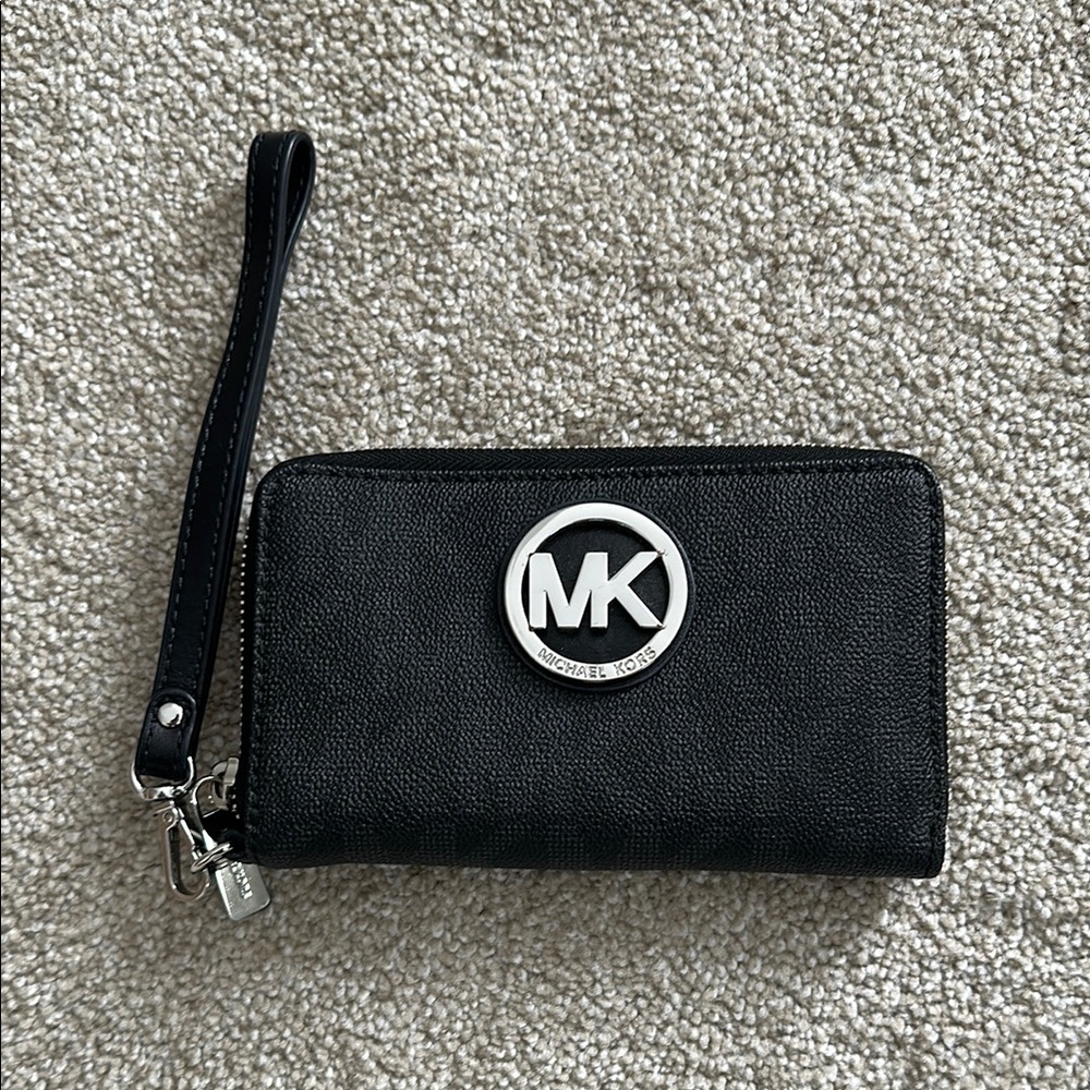 Michael Kors Black Wristlet Wallet